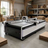 Machine de découpe numérique CNC à lit plat pour carton, panneaux alvéolés, cartons ondulés et colis, avec couteau oscillant