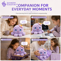 Peluche Poulpe IA Ollie avec Yeux LCD, ChatGPT, Grok, Gemini, 6 Modèles, 66 Langues, Commande Tactile et Vocale, Carte de Collection Daisy Magnétique, 2.4G