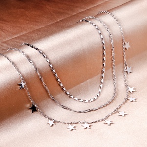 Collier de bijoux de mode en acier inoxydable Ason Collier d'accessoires d'étoile étanche Pendentif à trois chaînes Collier - Product Image 6
