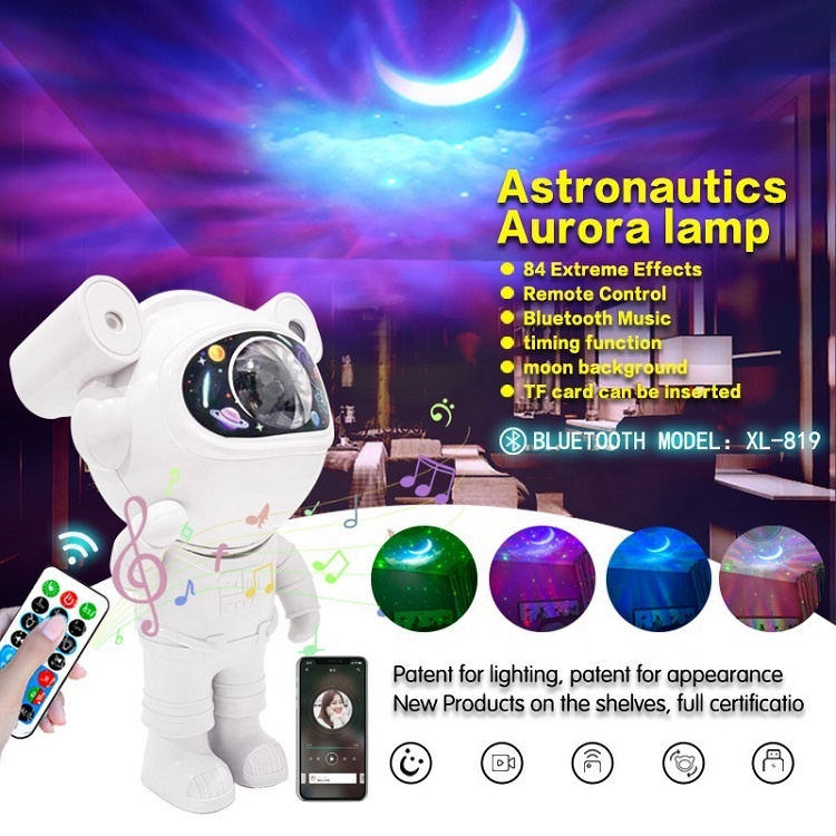 Astronaut Star Projection Light - Modern LED Night Lamp
