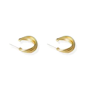 Perhiasan 18k anting-anting kancing kuningan lapis emas cincin batu CZ tindik huruf modis untuk wanita 2024