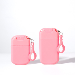 Flacon vaporisateur de parfum 20/30 ml format carte de crédit, rechargeable, en plastique, sans alcool, brume fine, désinfectant pour les mains avec porte-<span class=keywords><strong>clés</strong></span> - Product Image 3