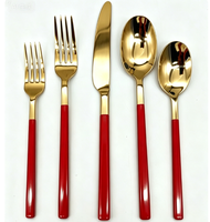 Ensemble de couverts de qualité supérieure en acier inoxydable 18/10, design tendance nordique moderne, manche de qualité restaurant.