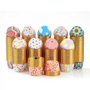 Tasses de cuisson avec couvercles dôme Ramequin Aluminium Cupcake Tip Pan Porte-papier Petites tasses de cuisson Emballages résistants à la graisse - Product Image 1