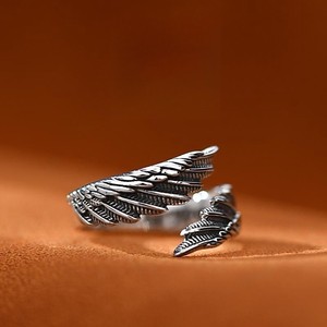 <span class=keywords><strong>Anillo</strong></span> Vintage Ajustable con Pluma <span class=keywords><strong>de</strong></span> Ala <span class=keywords><strong>de</strong></span> Ángel, Moderno para Boda <span class=keywords><strong>o</strong></span> Fiesta para Hombre y Mujer - Product Image 6