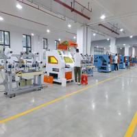 Machine de découpe laser CO2 industrielle CCD 1500*700 pour composants de téléviseurs LCD et découpe de précision du rétroéclairage