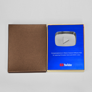 Plaque de récompense en métal de style trophée <span class=keywords><strong>YouTube</strong></span> pour les événements annuels 2025 Meilleure vente Plaque en métal Prix du trophée personnalisé - Product Image 5