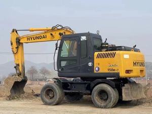 Miniexcavadora usada de alta calidad Hyundai 2. 0 2. 1 R150W R130W con motor Isuzu y bomba de motor a precio barato - Product Image 3