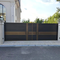 Porte coulissante horizontale sur mesure en laiton massif de qualité supérieure, finition or antique, design élégant et minimaliste, pour cour moderne et villa.