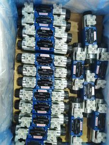Z2FS6-5-4X/2QV R900476838 Z2FS6 5 4X/2QV ไฮดรอลิกแท้ HYDRAFORCE IH M-3SEW6C3X มีสินค้าในสต็อก - Product Image 3