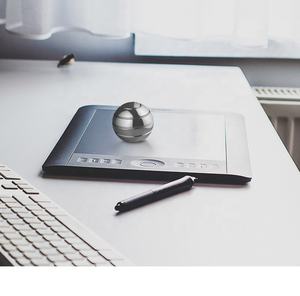 Giroscopio Esférico Giratorio de Metal para Escritorio, Juguete Antiestrés para Oficina, Regalo para Aliviar el Estrés - Product Image 3