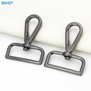 Herrajes para bolsas Ganchos de metal Pistola Gris Ojo giratorio Hebilla Gancho a presión Clip de gatillo Cierre para correa de bolsa de nylon 38mm - Product Image 1