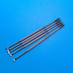 Limpiador de oídos de acero inoxidable, con doble cabezal de resorte, extendido, herramienta de limpieza de oídos de estilo clásico para uso doméstico, adultos y niños. - Product Image 3