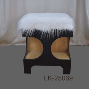 เก้าอี้สตูลสีดำลายไม้สีขาวฟูฟ่อง (LK-25069) - Product Image 1