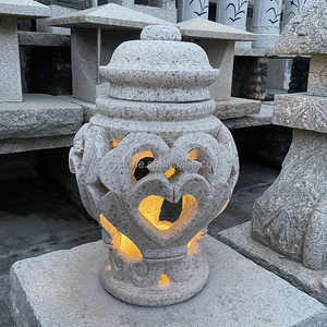 Lanternes <span class=keywords><strong>de</strong></span> <span class=keywords><strong>pagode</strong></span> en pierre <span class=keywords><strong>de</strong></span> granit naturel bon marché en vente au Japon, lanternes <span class=keywords><strong>de</strong></span> <span class=keywords><strong>pagode</strong></span> pour jardin extérieur - Product Image 4