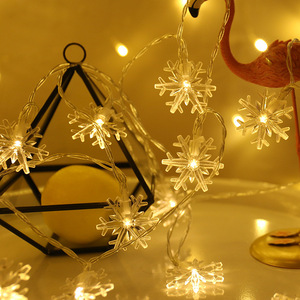 Guirnalda de Luces LED de 10 Metros con Diseño de Copos de Nieve para Árbol de Navidad y Decoración del Hogar, Impermeable, Múltiples Colores, para Decoración de Patio, Jardín y Fiestas - Product Image 1