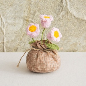 Plante en pot artificielle en crochet faite main, fleur de cloche, plante immortelle, sac porte-bonheur, décoration de plante en pot, cadeau de fête - Product Image 6
