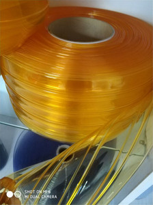 Anti-insect gele PVC strip gordijnrol 2mm dikte 200mm breedte 50m lengte voor gebruik in magazijnen & restaurants - Product Image 2
