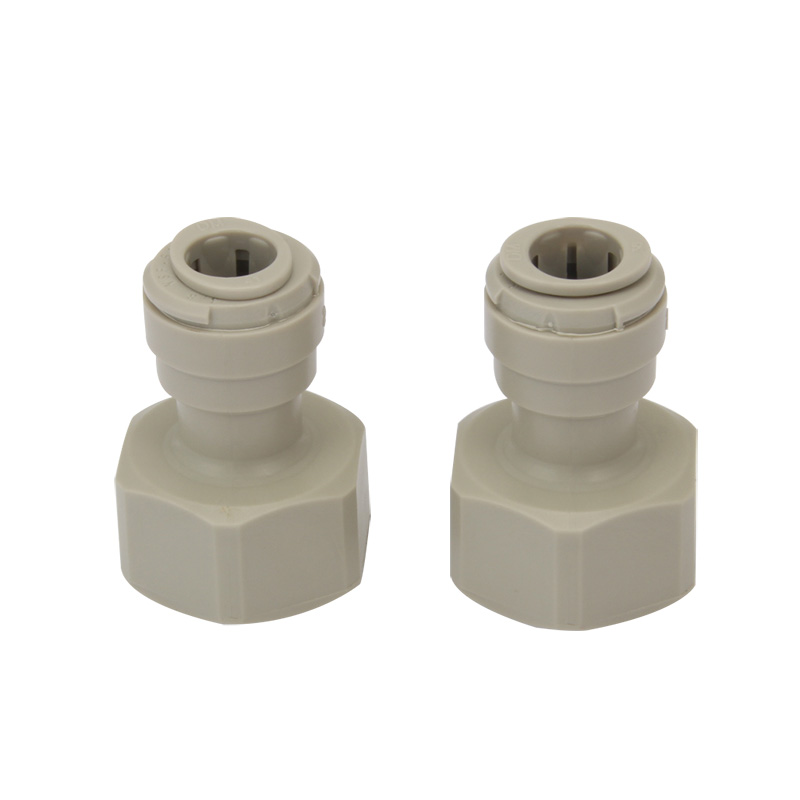 Accoppiatore a innesto rapido