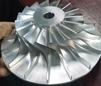 Máquina de Grabado CNC de 5 Ejes Rongchi con Mesa Doble para Carga y Descarga, para Fresado de Madera, Plástico y Compuestos, Alta Precisión