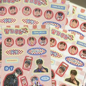 Adhesivos Decorativos con Diseño Irregular, Corte Láser, para Ídolos del K-Pop, Autoadhesivos, Resistentes al Agua - Product Image 3