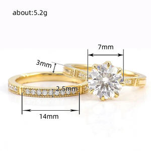 Anello di Fidanzamento da Donna in Oro Massiccio 18K con Diamante Taglio Brillante Rotondo Colore G Naturale e Diamanti Laterali - Product Image 4