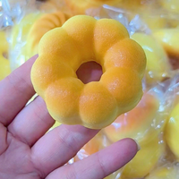 Jouet Squishy en Mousse PU à Rebond Lent, Design Doux en Forme de Pétale de Donut, pour Enfants et Adultes de 5 à 7 Ans, Cadeau Anti-Stress et de Décompression