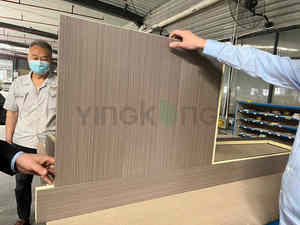 Nouvelles portes WPC Yingkang avec verre, écologiques, durables, à assembler, avec grain de bois pour appartement - Product Image 4