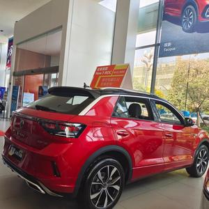 <span class=keywords><strong>Volkswagen</strong></span> T-<span class=keywords><strong>Roc</strong></span> R-Line 2025, Veicolo a Benzina FWD, Motore 1.5L 113CV L4, Nuova Auto a Benzina <span class=keywords><strong>Volkswagen</strong></span> T-<span class=keywords><strong>Roc</strong></span> 2025 - Product Image 6