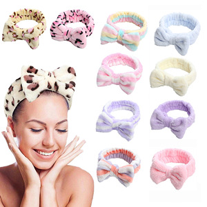24 Diademas Elásticas de Leopardo para Spa, Diadema Suave para Baño, Spa, Maquillaje, Lavado de Cara, Diadema con Lazo, Venta al por Mayor para Niñas y Mujeres - Product Image 1