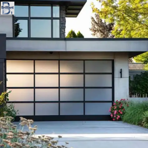 <span class=keywords><strong>Porte</strong></span> <span class=keywords><strong>de</strong></span> <span class=keywords><strong>garage</strong></span> <span class=keywords><strong>sectionnelle</strong></span> automatique isolée en aluminium et verre pour villas, à fond plat avec panneau en aluminium et verre - Product Image 3
