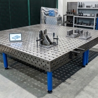 Plateforme de soudage flexible 3D poreuse et accessoires de positionnement, usine chinoise vendant des tables de soudage avec accessoires.