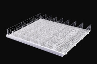 Tapis d'alimentation par gravité pour réfrigérateur Organisation automatique des boissons Système de tapis par gravité pour stockage à froid pour un revêtement facile du produit