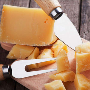 Juego de Cuchillos para Queso de Lujo Más Popular, Tabla de Cortar de Vidrio y Acero Inoxidable, Soporte de Madera, Rebanador de Queso, Espátula, Esparcidor - Product Image 4