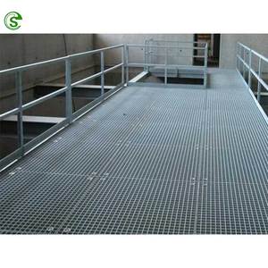 Plateforme <span class=keywords><strong>de</strong></span> passage, stationnement, acier robuste anti-corrosion, grille en acier carrée, grille en acier <span class=keywords><strong>pour</strong></span> <span class=keywords><strong>sol</strong></span>, grille en acier <span class=keywords><strong>pour</strong></span> extérieur - Product Image 2