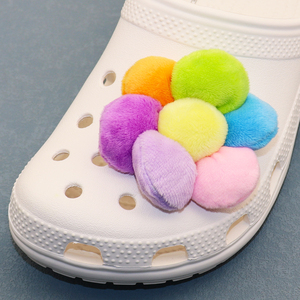 Vente en gros de décorations de chaussures stéréoscopiques 3D, accessoire de chaussures de tournesol, breloques de chaussures à fleurs - Product Image 6