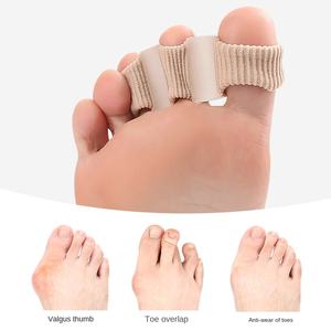 Séparateur d'orteils en fibre de silicone à cinq trous <span class=keywords><strong>Orthèse</strong></span> à double trou <span class=keywords><strong>pour</strong></span> chevauchement d'os de <span class=keywords><strong>gros</strong></span> <span class=keywords><strong>orteil</strong></span> Valgus Pouce Utilisation du pied en fibre à trois trous - Product Image 3