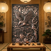 Sculpture en bronze sur mesure à thème oriental : Aigle en vol et paysage floral en relief, conception personnalisée + service de montage expert