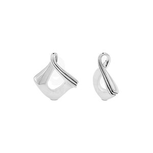 Precios Increíbles: Colgante de Plata 925 con Silueta Escultural de Rombo Retorcido de Doble Línea - Product Image 1