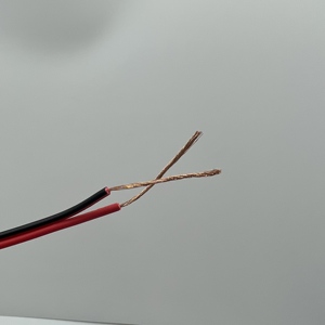 Thương Mại Nước Ngoài <span class=keywords><strong>0.5Mm</strong></span> Rvb Đỏ Đen <span class=keywords><strong>CCA</strong></span> Lõi Kép Song Song LED Âm Thanh Giám Sát Ánh Sáng Loa Cuộn Dây <span class=keywords><strong>PVC</strong></span> Không-Che Chắn Dây Điện - Product Image 5