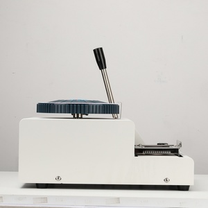 Máquina de Grabado de Letras en Inglés, 68 Caracteres, Máquina de Grabado de Tarjetas de PVC - Product Image 2