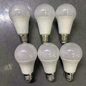Bombilla LED A80 Global de 18W, 1600 Lúmenes, Ra80, E26/E27/B22, 6000K, Chips SMD, 80mm, AC110V-265V, Cubierta y Pantalla de Plástico, 1 Año de Garantía - Product Image 1