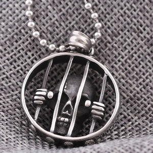 Collier pendentif crâne en acier inoxydable pour un usage quotidien, bijoux de mode style punk - Product Image 2
