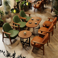 Ensemble de table et de chaises de salle à manger en bois massif moderne pour hôtel et café