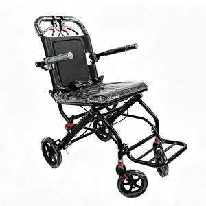 Fauteuil roulant manuel Yoshikaharu léger et pliable, aide à la mobilité pour personnes âgées avec poignée de poussée et housse de siège pour une utilisation intérieure et extérieure - Product Image 1