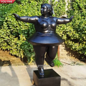 Escultura de Bronce de Mujer Gorda, Estilo Abstracto, Tamaño Real, de <span class=keywords><strong>Fernando</strong></span> Botero, para Jardín Exterior - Product Image 4
