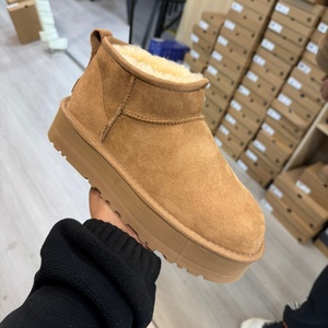Botas de nieve clásicas de lujo para exteriores 2026, nuevas, cálidas, con suela gruesa, zapatos casuales con suela de goma antideslizante, zapatos de algodón de marca. - Product Image 2