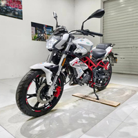 Motos sportives et de rue populaires à essence 150cc avec une vitesse maximale supérieure à 140 km/h