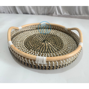 ถาดเสิร์ฟหญ้าทะเลสานด้วยมือพร้อมที่จับหวายสำหรับแสดงอาหารเครื่องดื่มการตกแต่งบนโต๊ะอาหารดีไซน์เป็นเอกลักษณ์ - Product Image 1