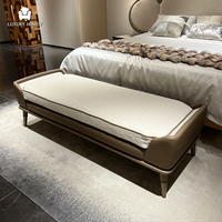 Ensemble de literie de luxe en gros d'usine, mobilier de chambre d'hôtel rembourré avec banc de lit pour villa